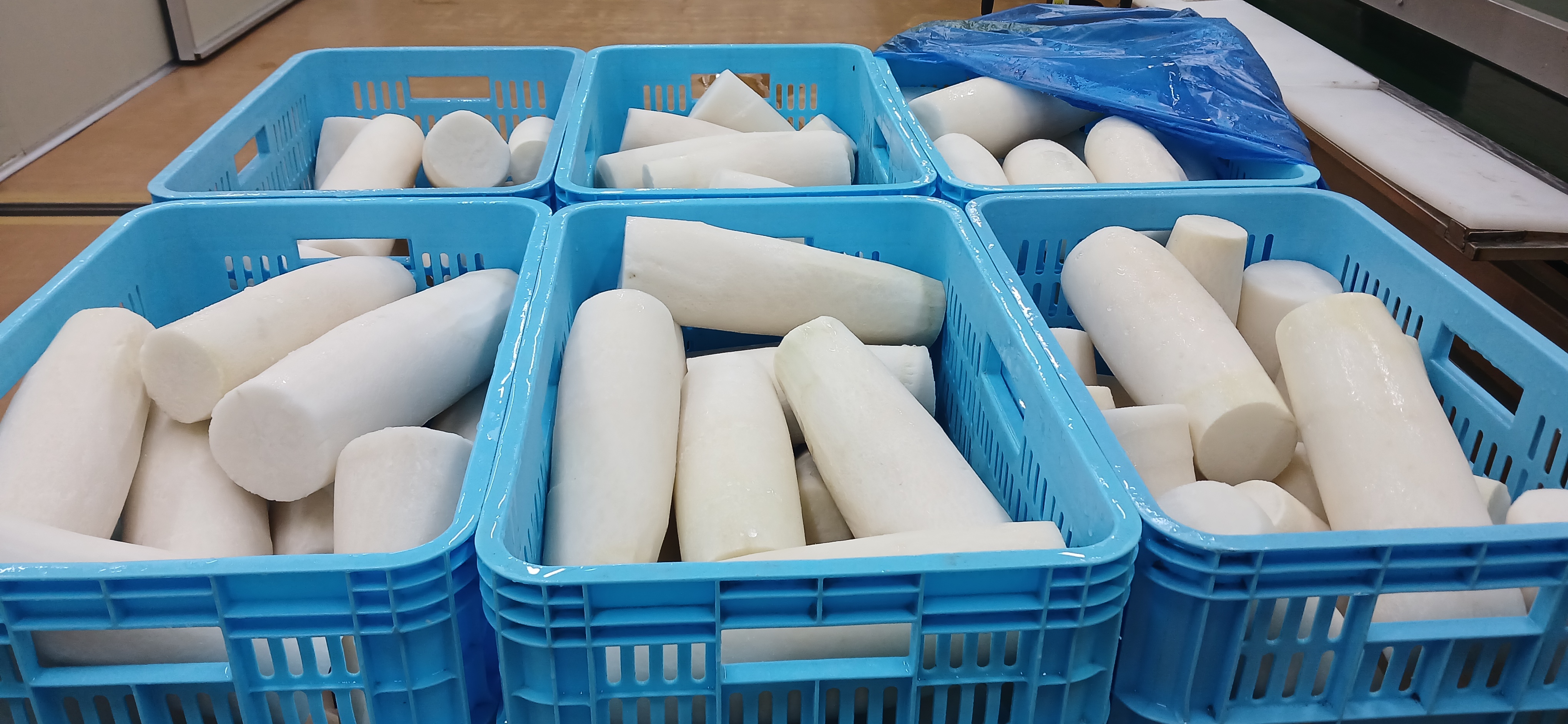 무 가공 및 선별